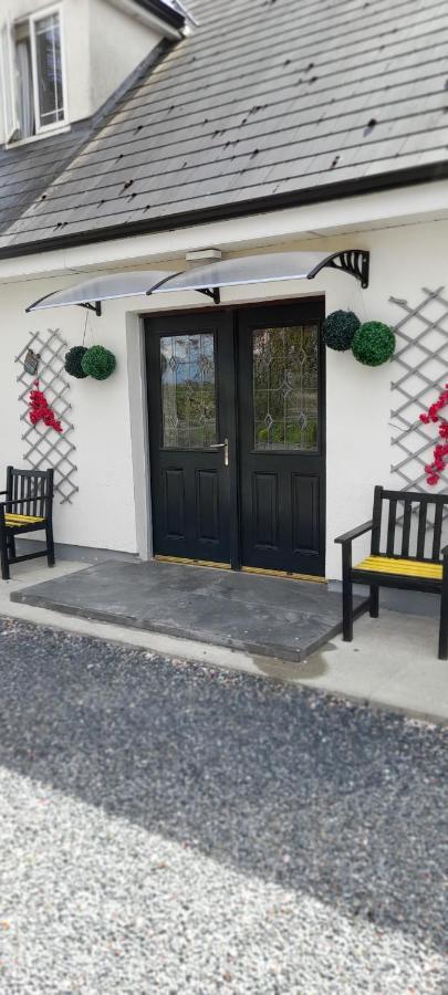 Annaswood B&B Cahir Exteriér fotografie